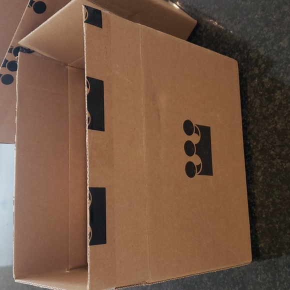 Unopened Authentic Pond Skullpanda L'impressionnisme Pop Mart - Picture 9 of 10